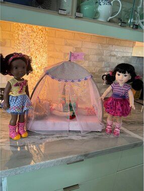 American Girl Welliewishers 14.5-Inch Doll Royal Canopy Bed Playset with Mesh Dr